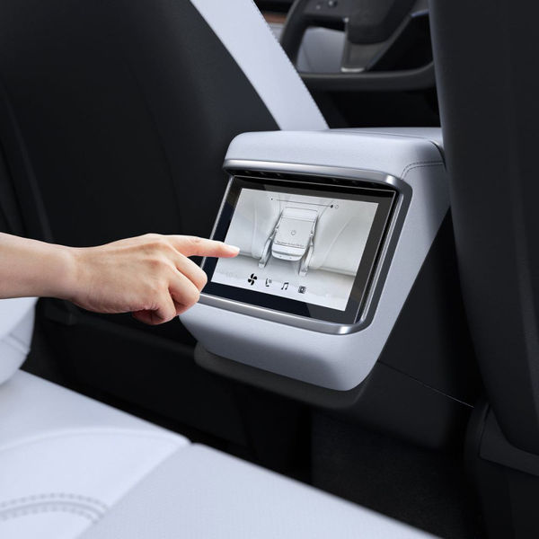 Spigen - Glas.tR Slim Anti-Glare - Tesla Model X 2022 / Model S 2021 - Black