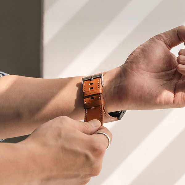 Ringke - Leather One Basic Bold 24mm - Fossil Hybrid / Mobvoi TicWatch Pro 5 / Suunto 9 / Suunto 9 Baro / Suunto D5 - Brown