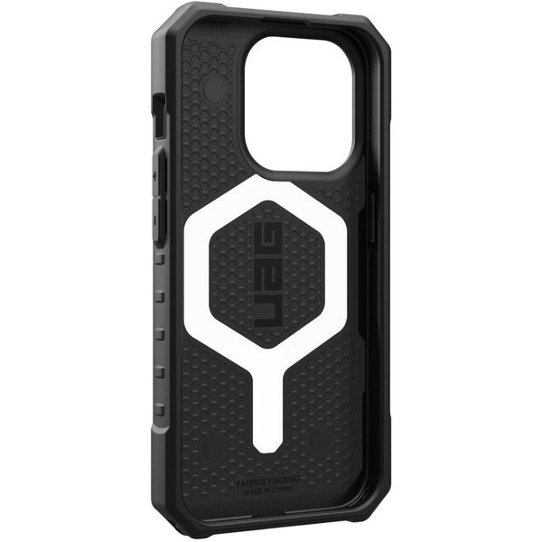 UAG - Pathfinder MagSafe - iPhone 15 Pro Max - Black