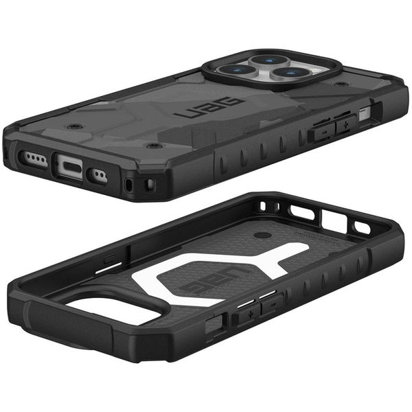 UAG - Pathfinder SE MagSafe - iPhone 15 Pro - Geo Camo